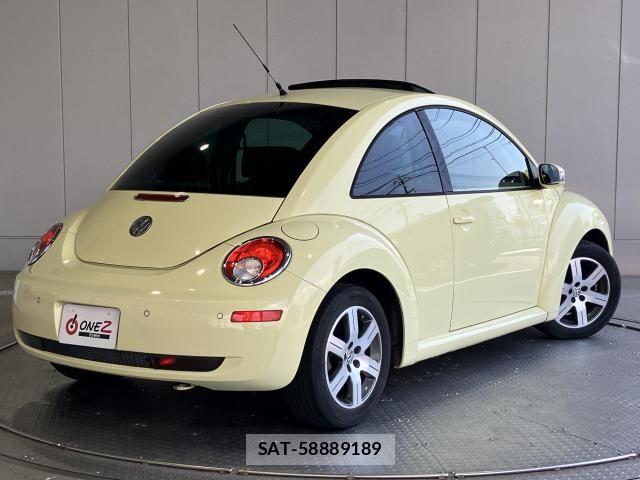 VolksWagen BEETLE 2006-01 8232380-28