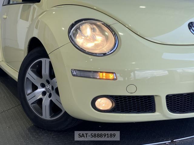 VolksWagen BEETLE 2006-01 8232380-2