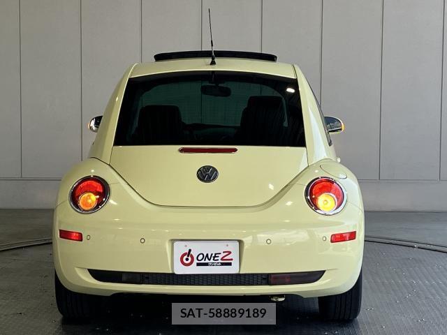 VolksWagen BEETLE 2006-01 8232380-29