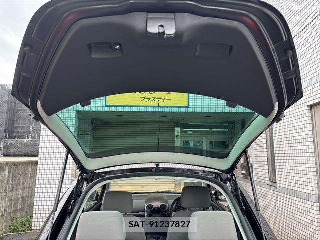 VolksWagen BEETLE 2007-06 8832471-24