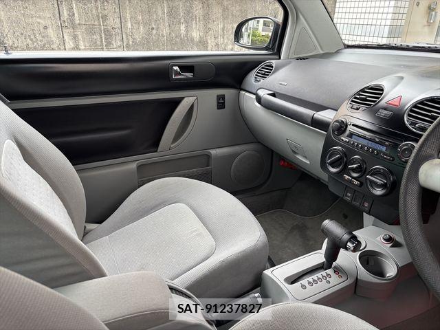 VolksWagen BEETLE 2007-06 8832471-27