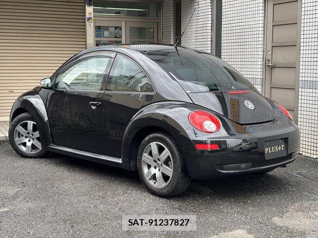 VolksWagen BEETLE 2007-06 8832471-4