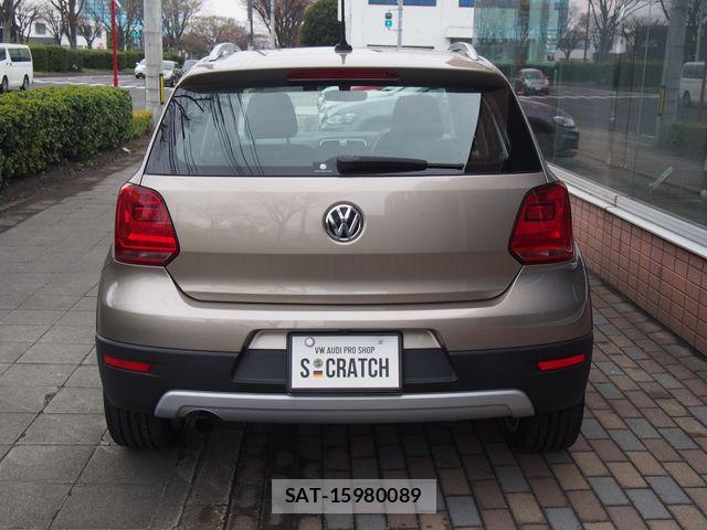 VolksWagen POLO 2017-08 6023026-18