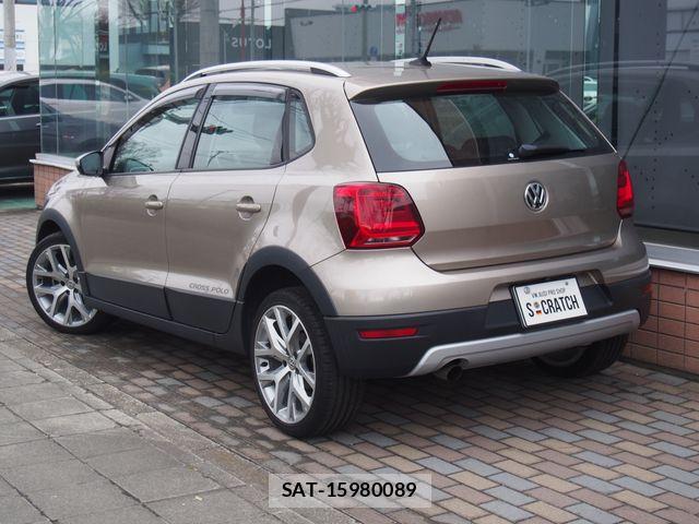 VolksWagen POLO 2017-08 6023026-2