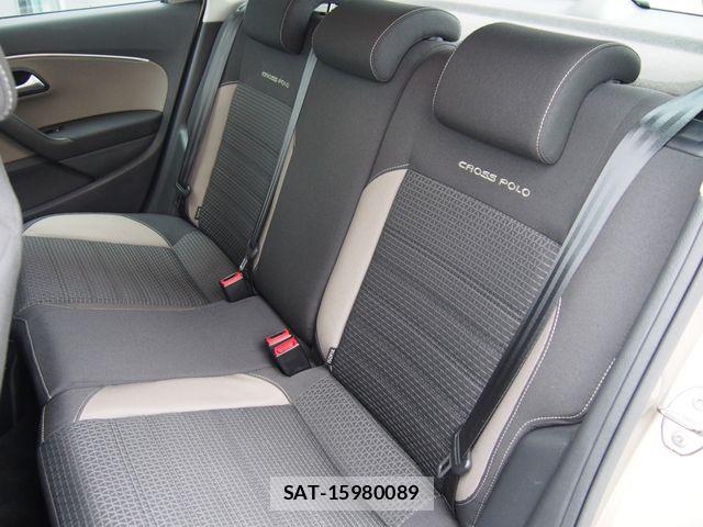 VolksWagen POLO 2017-08 6023026-6