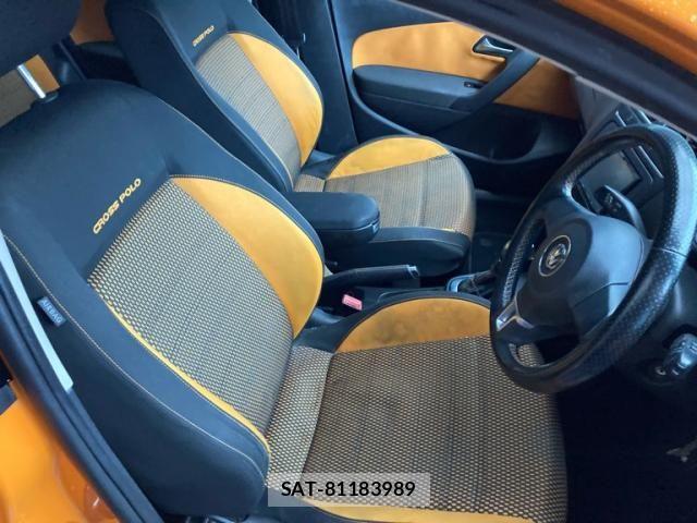 VolksWagen POLO 2012-01 6678769-12