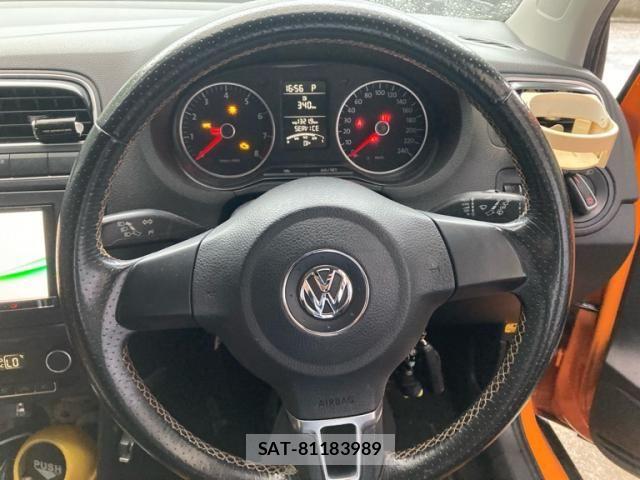 VolksWagen POLO 2012-01 6678769-15