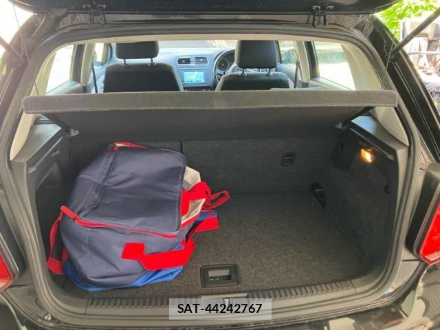 VolksWagen POLO 2012-03 7273258-10