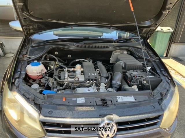 VolksWagen POLO 2012-03 7273258-19