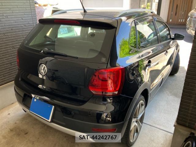 VolksWagen POLO 2012-03 7273258-3
