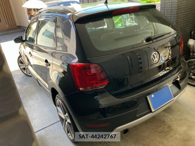VolksWagen POLO 2012-03 7273258-4