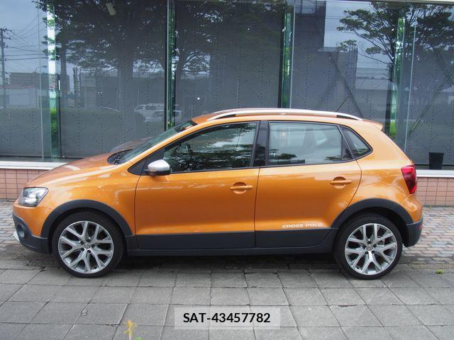 VolksWagen POLO 2016-11 7981559-17
