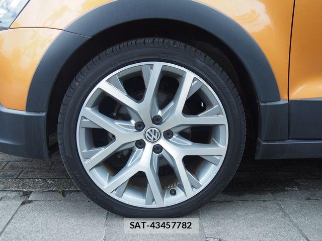 VolksWagen POLO 2016-11 7981559-19