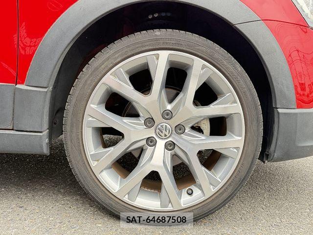 VolksWagen POLO 2015-02 8039158-16