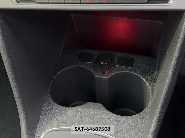 VolksWagen POLO 2015-02 8039158-25