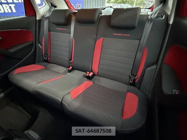 VolksWagen POLO 2015-02 8039158-5