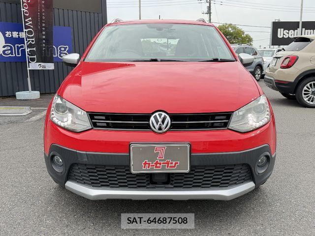VolksWagen POLO 2015-02 8039158-6