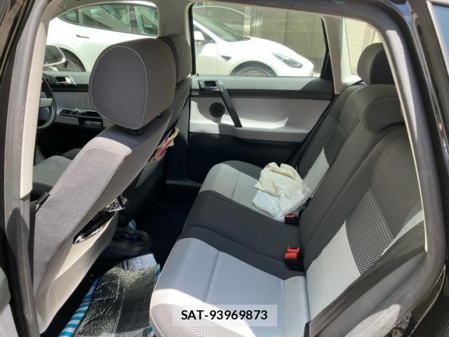 VolksWagen POLO 2006-09 8132976-9