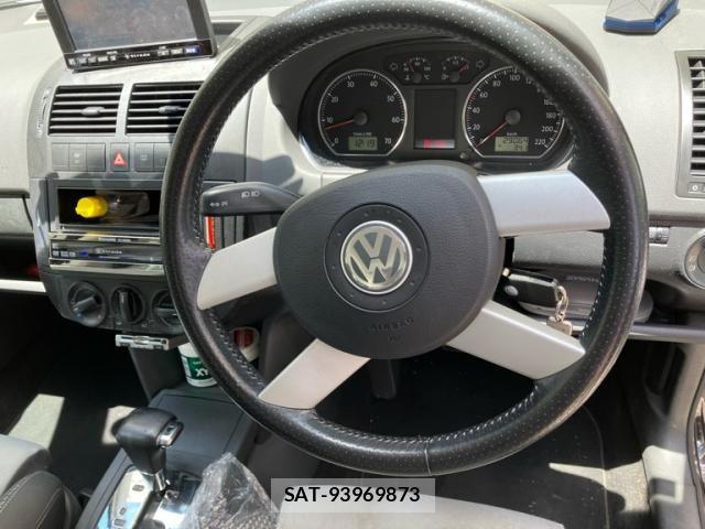 VolksWagen POLO 2006-09 8132976-16