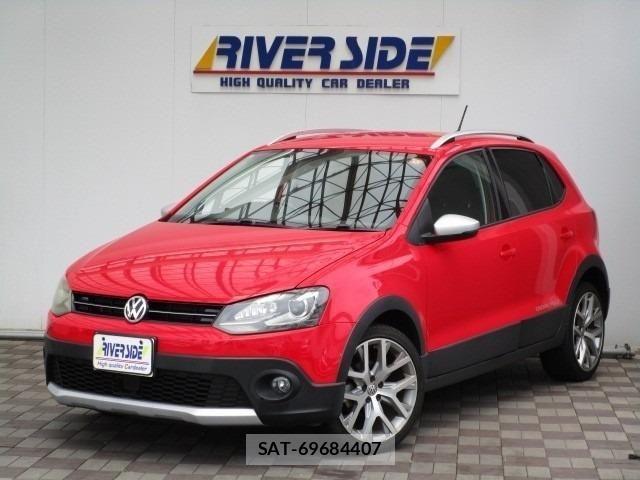 VolksWagen POLO 2015-11 8318054-0