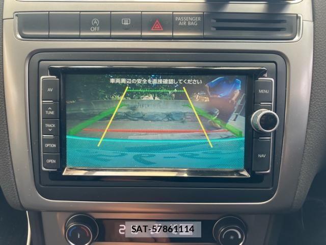 VolksWagen POLO 2015-03 8528186-19