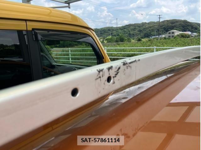VolksWagen POLO 2015-03 8528186-24
