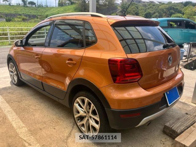 VolksWagen POLO 2015-03 8528186-2