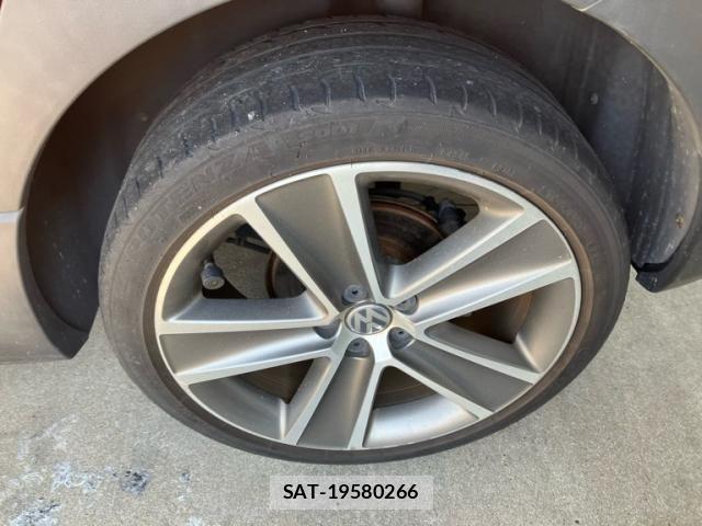 VolksWagen POLO 2012-03 8662381-10