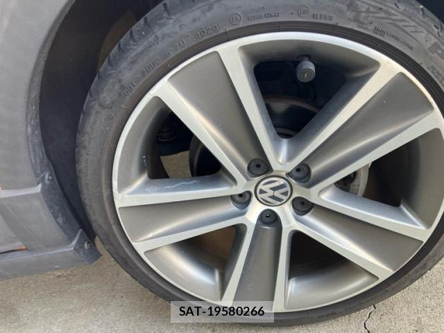 VolksWagen POLO 2012-03 8662381-8