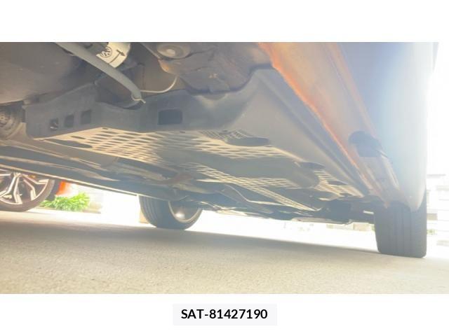 VolksWagen POLO 2011-04 8872396-9