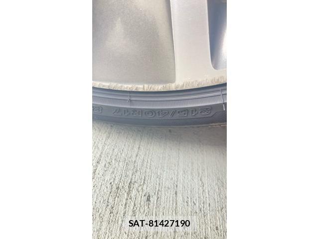 VolksWagen POLO 2011-04 8872396-4
