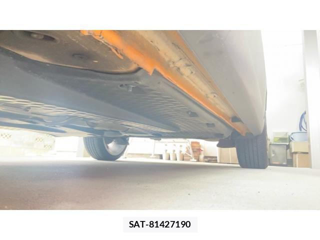 VolksWagen POLO 2011-04 8872396-5