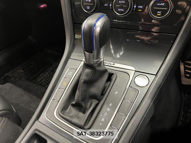 VolksWagen GOLF 2020-02 7273261-7