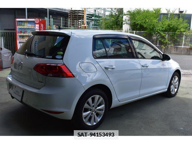 VolksWagen GOLF 2016-11 370655-21