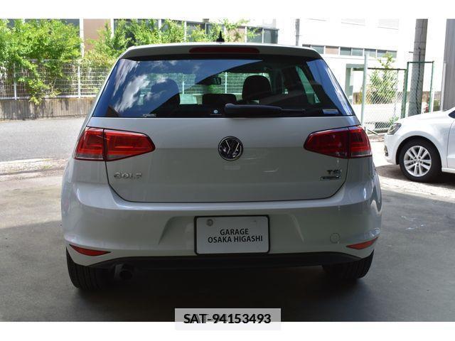 VolksWagen GOLF 2016-11 370655-23