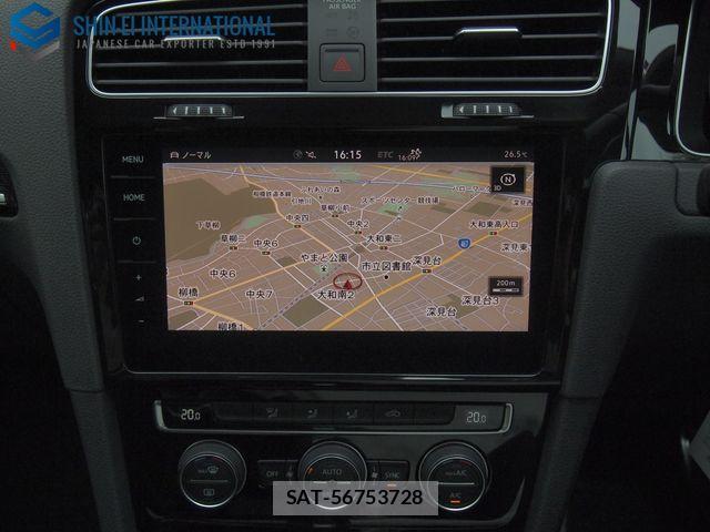 VolksWagen GOLF 2019-02 1055131-12