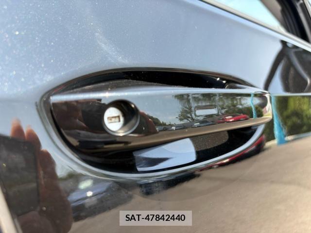 VolksWagen GOLF 2025-03 1143770-17