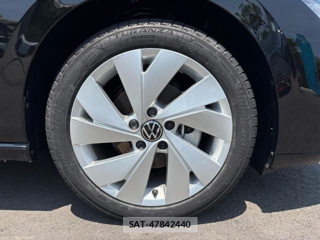 VolksWagen GOLF 2025-03 1143770-4