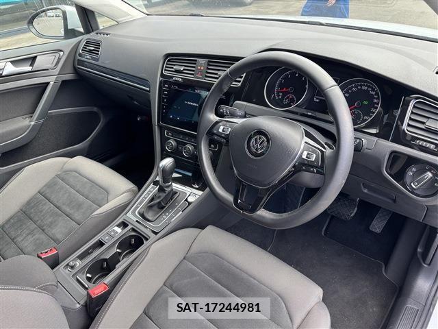 VolksWagen GOLF 2018-03 1170512-9