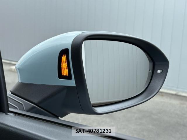 VolksWagen GOLF 2025-01 1226310-17