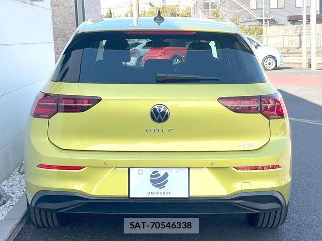 VolksWagen GOLF 2024-02 1830190-14