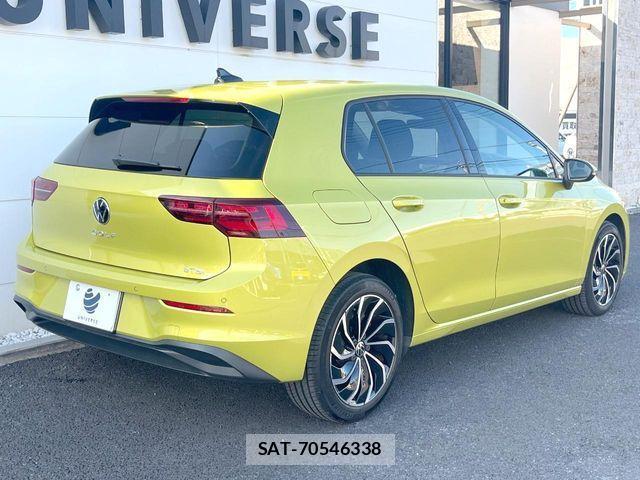 VolksWagen GOLF 2024-02 1830190-16