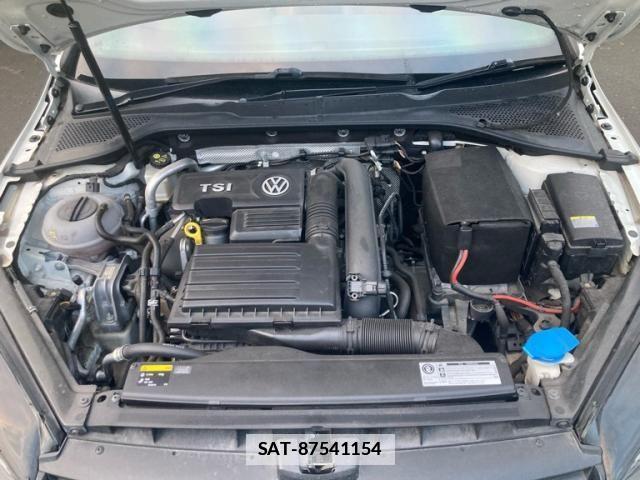 VolksWagen GOLF 2015-02 2011121-27