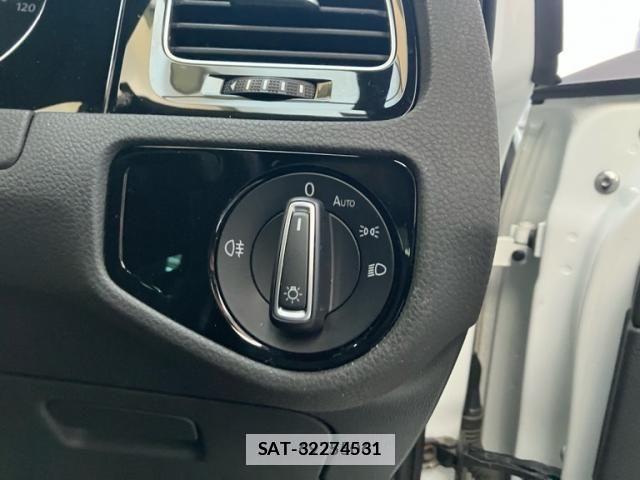VolksWagen GOLF R 2017-05 2755664-12