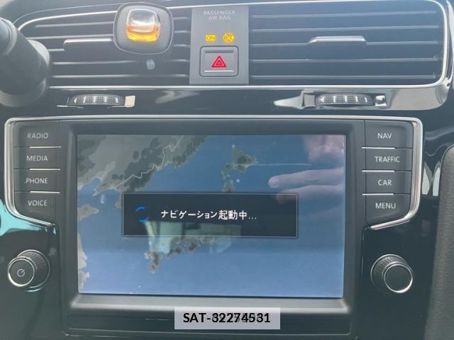 VolksWagen GOLF R 2017-05 2755664-15