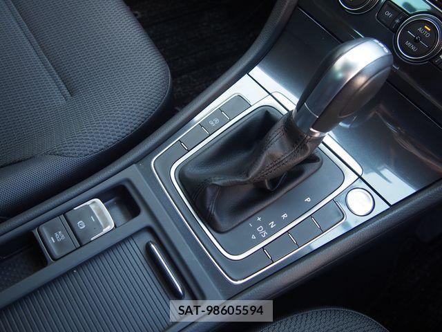 VolksWagen GOLF 2017-12 4141231-11