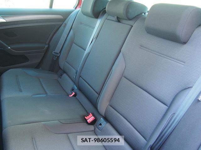 VolksWagen GOLF 2017-12 4141231-6