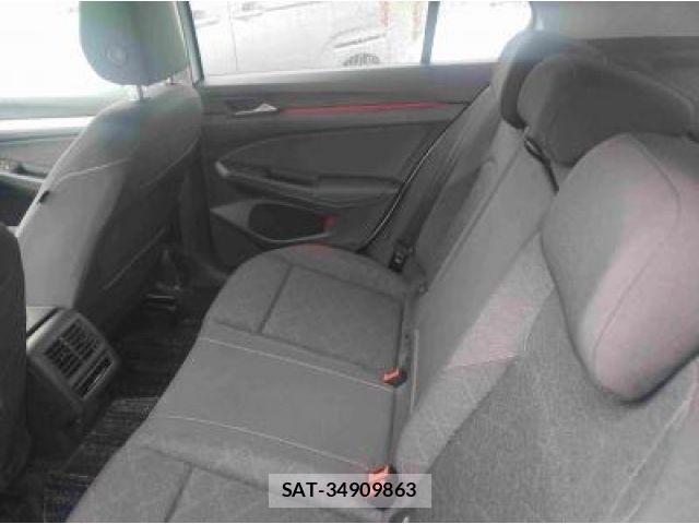 VolksWagen GOLF 2024-10 4244163-3