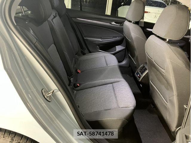 VolksWagen GOLF 2025-09 4604451-11