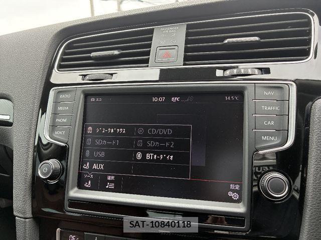 VolksWagen GOLF 2015-09 4759385-11